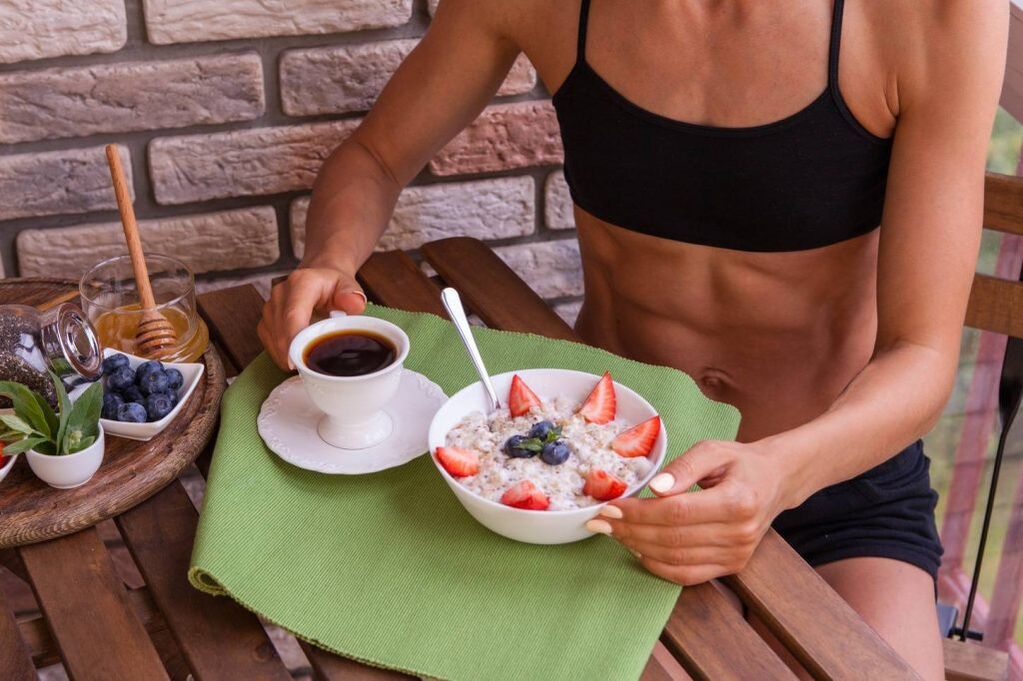 Un desayuno saludable con control de calorías para adelgazar